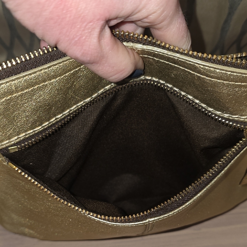 Coach 2009 Metallic Gold Shoulder Bag - Picture 12 of 12